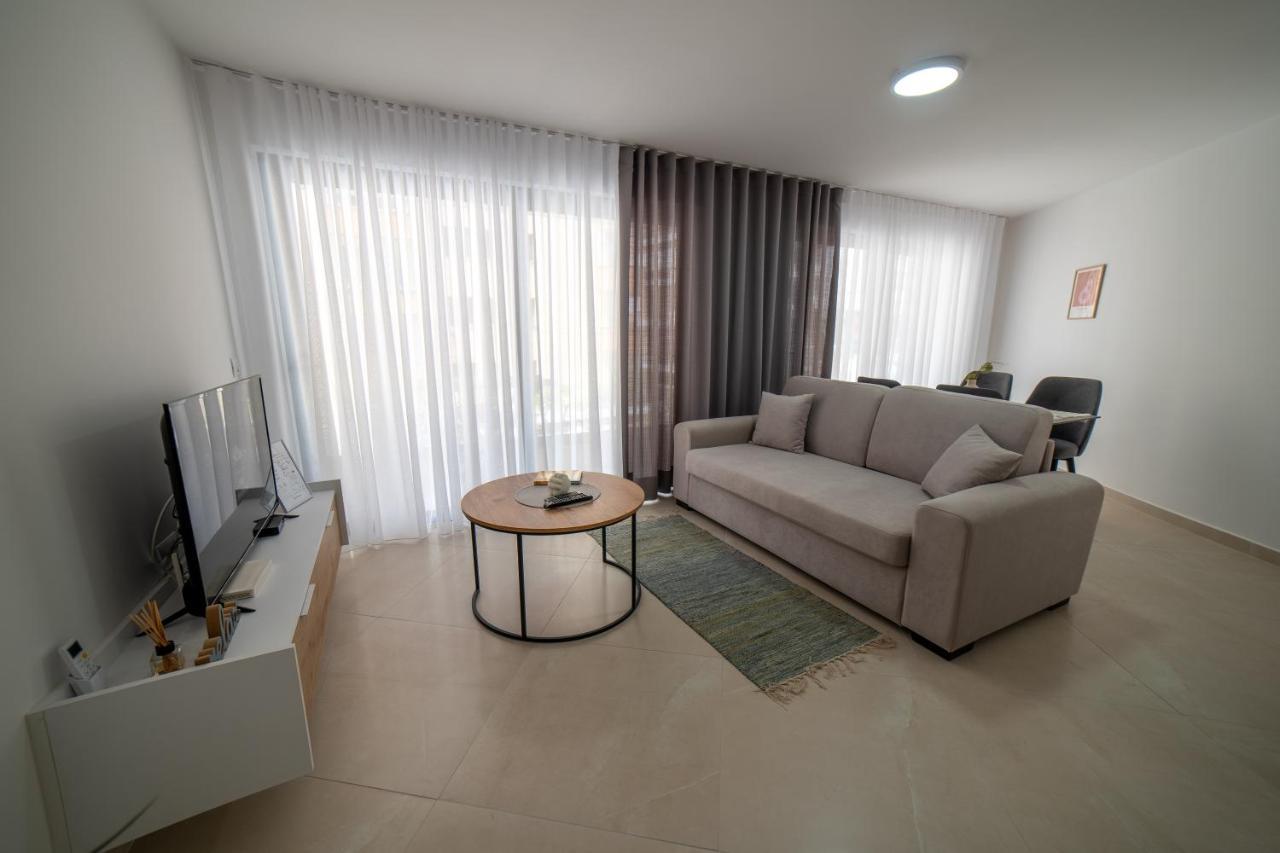 סרנדה Sea Apartments 123 מראה חיצוני תמונה