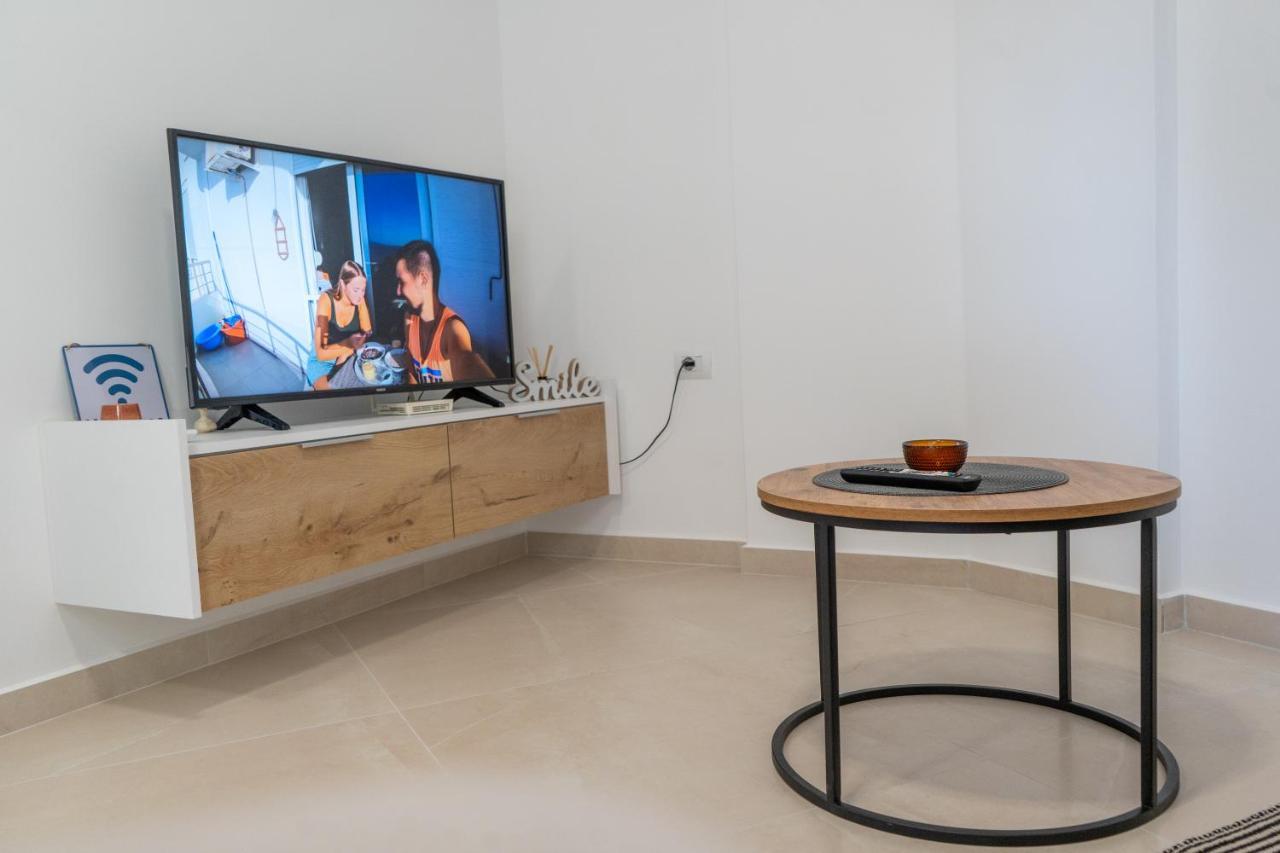סרנדה Sea Apartments 123 מראה חיצוני תמונה
