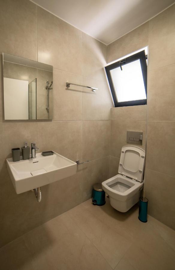 סרנדה Sea Apartments 123 מראה חיצוני תמונה
