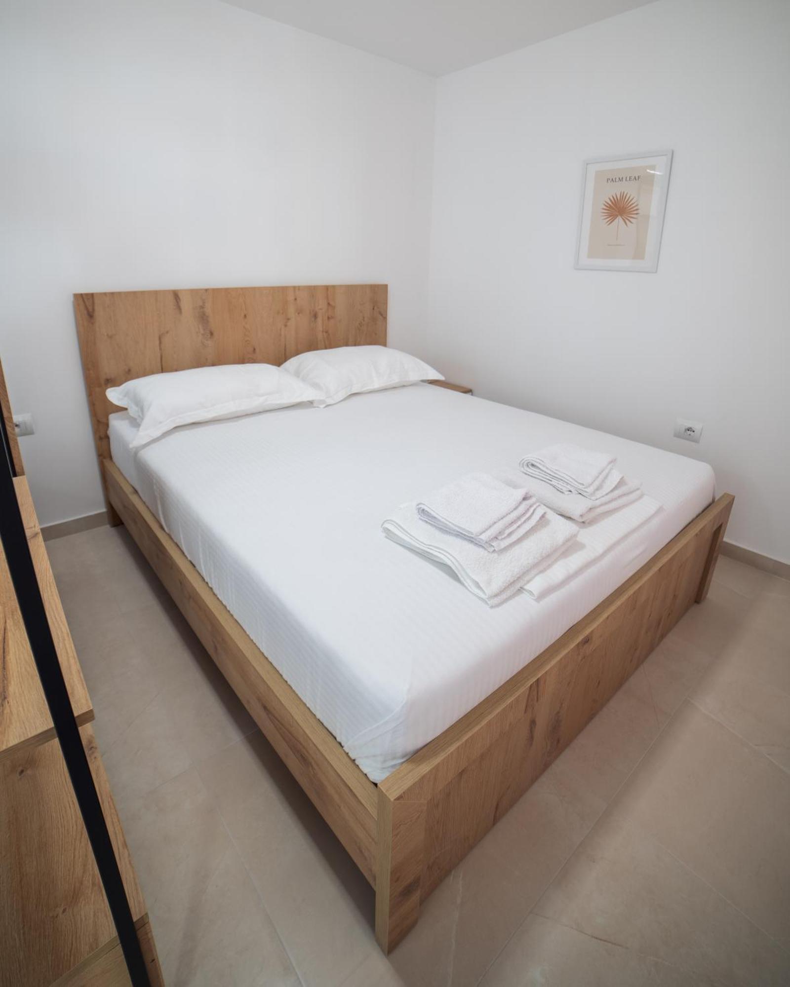 סרנדה Sea Apartments 123 מראה חיצוני תמונה
